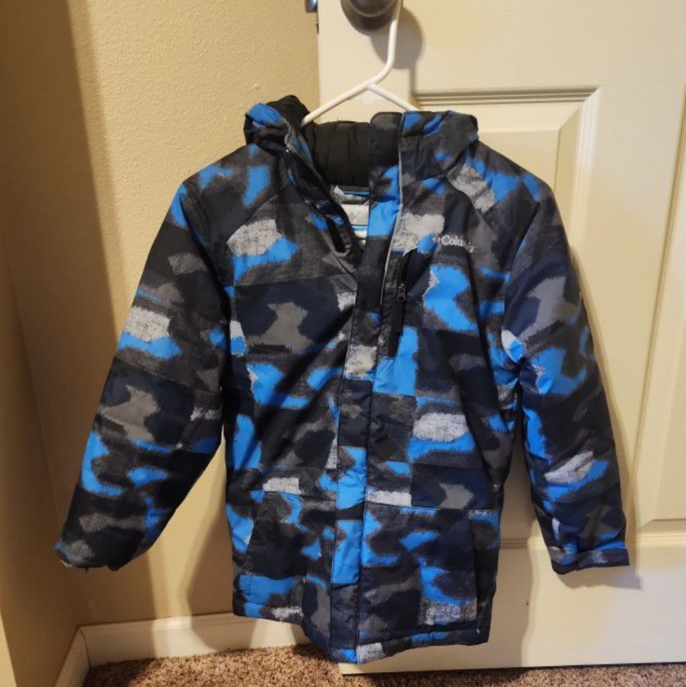 Big boys medium Columbia winter jacket